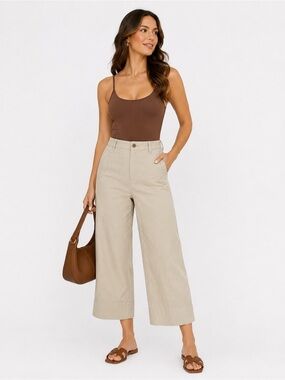 Banana Republic Wide-Leg High-Rise Cropped Pants in Beige
